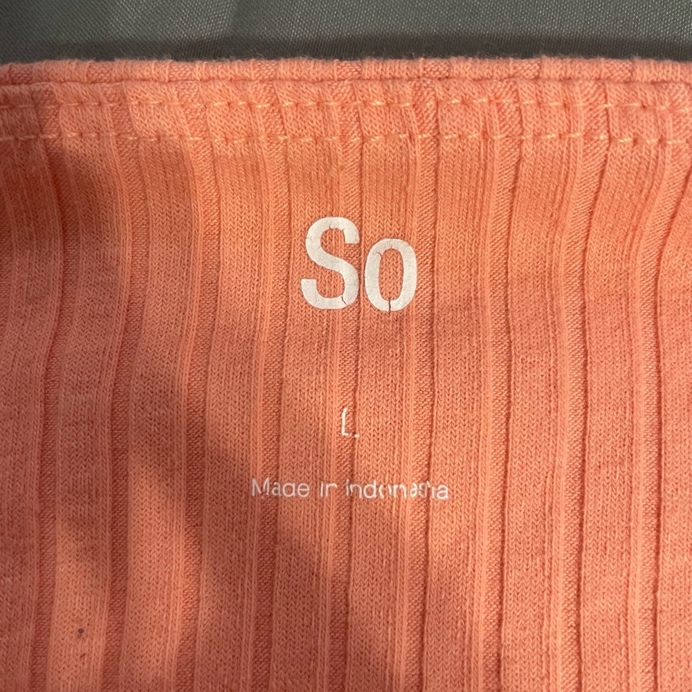 Cropped Tank Top - Picture 4 of 6